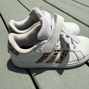 Adidas Kids White and Tan Sneakers